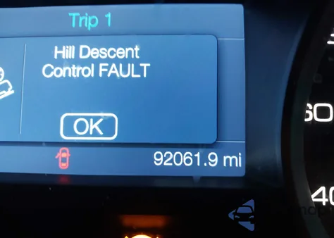 2011 Ford Explorer из США, поврежденный, VIN 1FMHK8B83BGA95402